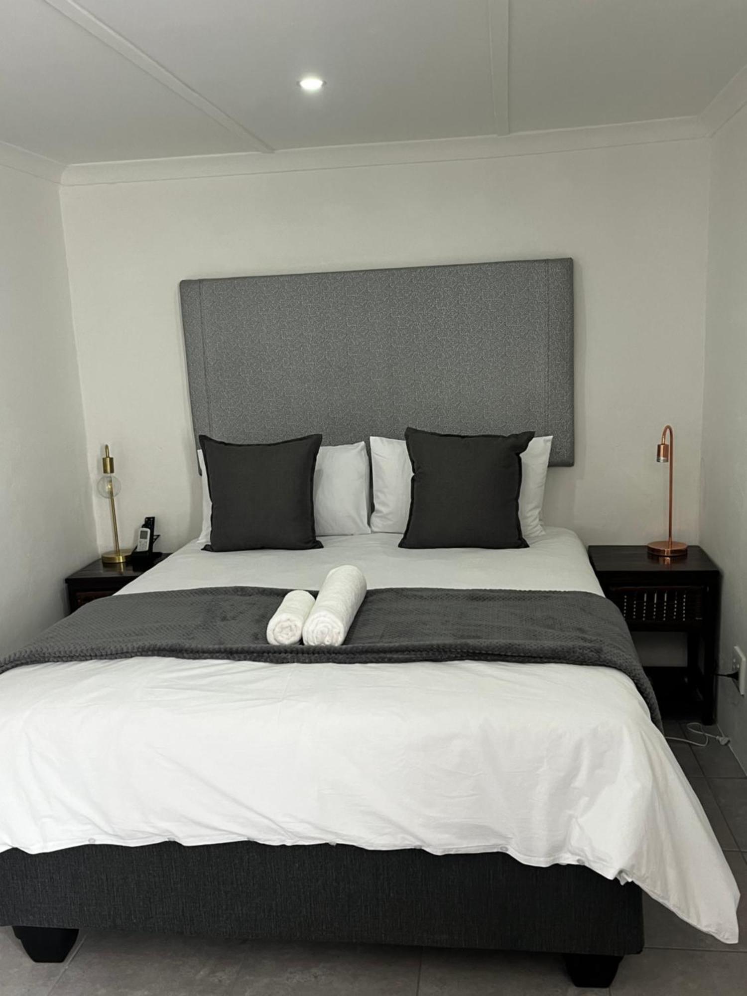 Cradock Guest House & Self Catering Extérieur photo